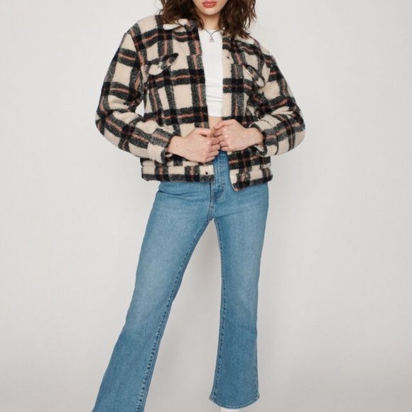 Levi's Plaid Ex-Boyfriend Trucker Jacket N.W.T. size XS - Picture 3 of 10